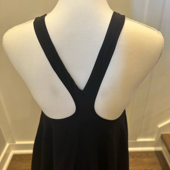 Loves + Friends Black Asymmetrical Dress - Picture 4 of 7